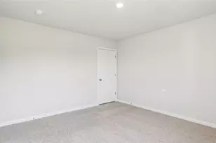 412 Curtis Ct, New Stanton, PA 15639 - Photo 18