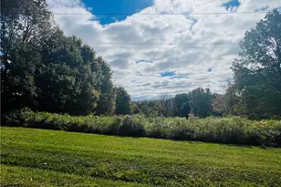 185 Hopper Rd, Delaware Township, PA 16154 - Photo 1
