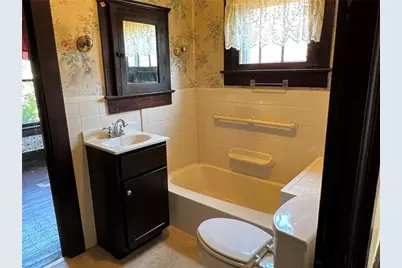 309 Harding Street, New Castle, PA 16101 - Photo 14