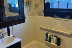 309 Harding St, New Castle, PA 16101 - Photo 8