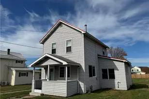 70 9th St, Center Township-Homer City, PA 15754 - Photo 2