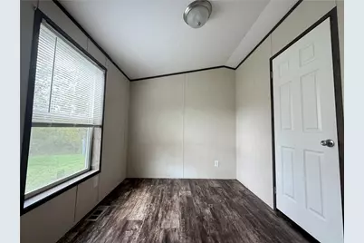 108 Mathew Dr, Harmony Boro, PA 16037 - Photo 10