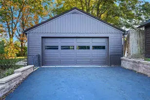 216 Vine Ct, New Wilmington Boro, PA 16142 - Photo 12