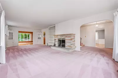 216 Vine Ct, New Wilmington Boro, PA 16142 - Photo 2