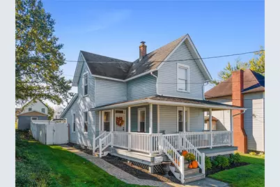 506 W New Castle St, Zelienople, PA 16063 - Photo 1