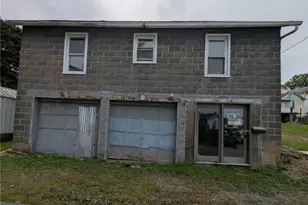 214 and 214 1/2 Whittier St, Vandergrift, PA 15690 - Photo 16