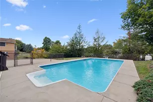670 Vincent Dr, North Huntingdon, PA 15642 - Photo 38