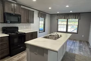 236 Sunny Hill Dr, Adams Township, PA 16059 - Photo 12