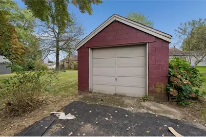 3000 Roosevelt Ave, Hopewell Township, PA 15001 - Photo 32