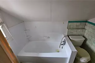 157 N 3rd St, West Newton, PA 15089 - Photo 8