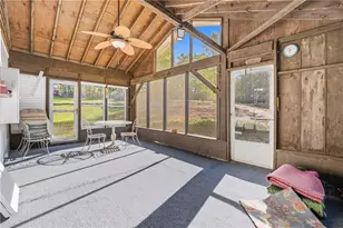 6453 Old Pulaski Rd, Pulaski Township, PA 16142 - Photo 20