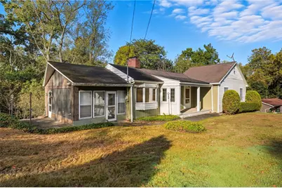 6453 Old Pulaski Rd, Pulaski Township, PA 16142 - Photo 2