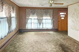 346 N Eighty Eight Rd, Carmichaels-Cumberland, PA 15320 - Photo 2