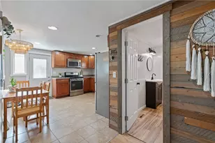 1524 Roosevelt Ave, South Park, PA 15129 - Photo 12