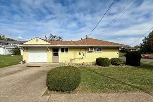 1224 Montpelier St, Hopewell Township, PA 15001 - Photo 4