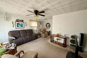 1224 Montpelier St, Hopewell Township, PA 15001 - Photo 12