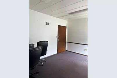 4501 S Peoples  Road Unit # All, Ross Twp, PA 15237 - Photo 6