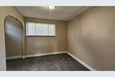 219 Quay Street, Vandergrift, PA 15629 - Photo 14