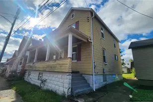 517 Sycamore St, Vandergrift, PA 15690 - Photo 2