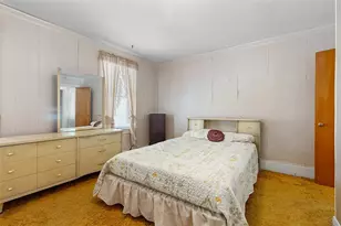 241 W State St, Oakdale, PA 15071 - Photo 20