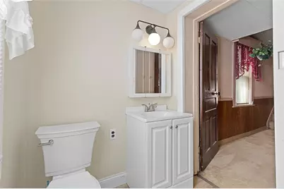 241 W State St, Oakdale, PA 15071 - Photo 30