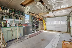 241 W State St, Oakdale, PA 15071 - Photo 36