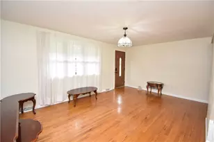 609 Shadyside Dr, West Mifflin, PA 15122 - Photo 6