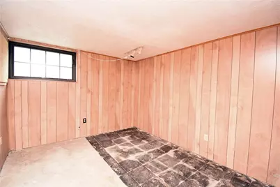 609 Shadyside Drive, West Mifflin, PA 15122 - Photo 22