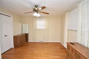 609 Shadyside Dr, West Mifflin, PA 15122 - Photo 14