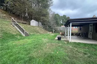 609 Shadyside Dr, West Mifflin, PA 15122 - Photo 2