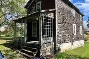 2 Park Ave, Greenville Boro, PA 16125 - Photo 2