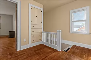 512 Regent St, Houston, PA 15342 - Photo 26