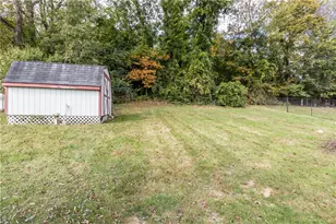 512 Regent St, Houston, PA 15342 - Photo 28