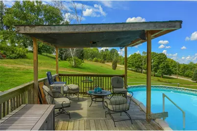 5937 Portersville Rd, Perry Township, PA 16051 - Photo 20