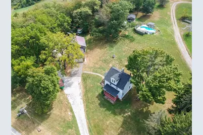 5937 Portersville Rd, Perry Township, PA 16051 - Photo 8