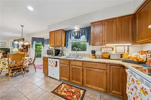 213 Leaside Dr, Monroeville, PA 15146 - Photo 8