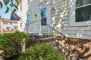 213 Leaside Dr, Monroeville, PA 15146 - Photo 2