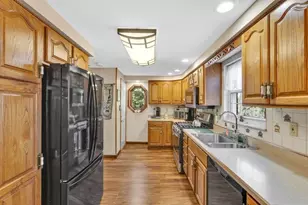 6757 Tunnelview Dr, Pittsburgh, PA 15235 - Photo 16