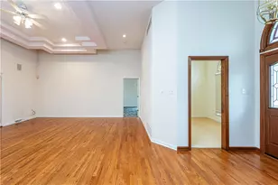 112 N Hazelnut Dr, Mount Pleasant Township, PA 15666 - Photo 10