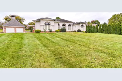 112 N Hazelnut Dr, Mount Pleasant Township, PA 15666 - Photo 2