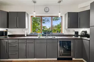 1123 Juanita Dr, Robinson Twp, PA 15108 - Photo 10