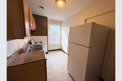 340 Rochelle St #4, Pittsburgh, PA 15210 - Photo 2