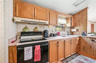 8240 Mercer St, Pulaski Township, PA 16143 - Photo 24