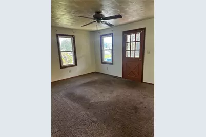 2179 Woodbine Dr, Hermitage, PA 16148 - Photo 4