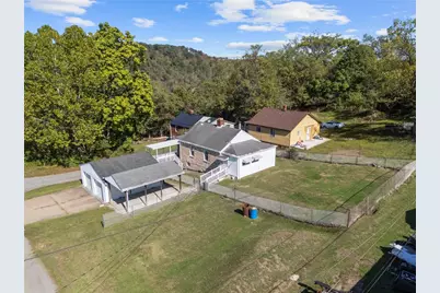 18 Locust St, East Bethlehem, PA 15322 - Photo 28