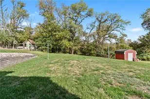 5215 Woodland Dr, West Mifflin, PA 15122 - Photo 26