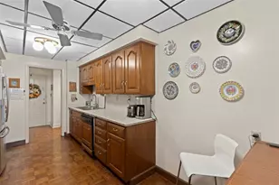 750 Washington Rd, Pittsburgh, PA 15228 - Photo 8