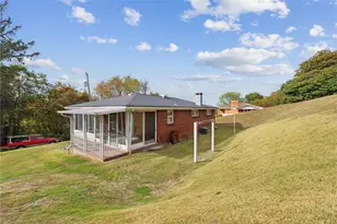 8044 Gladstone Dr, Hempfield Township, PA 15691 - Photo 22