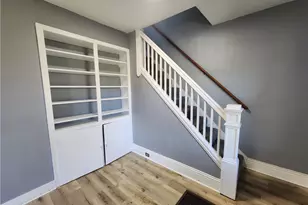 640 Redwood Dr, Cecil, PA 15057 - Photo 8