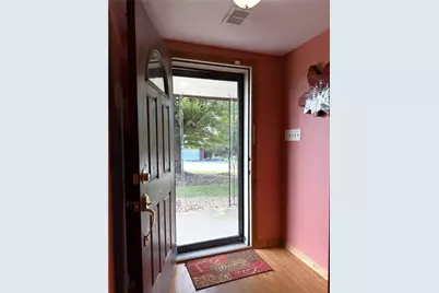 919 Sunset Drive, Hempfield Township, PA 15601 - Photo 4